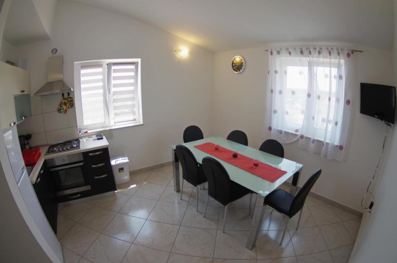 Holiday Apartments In House Sanja Rakalj Екстериор снимка