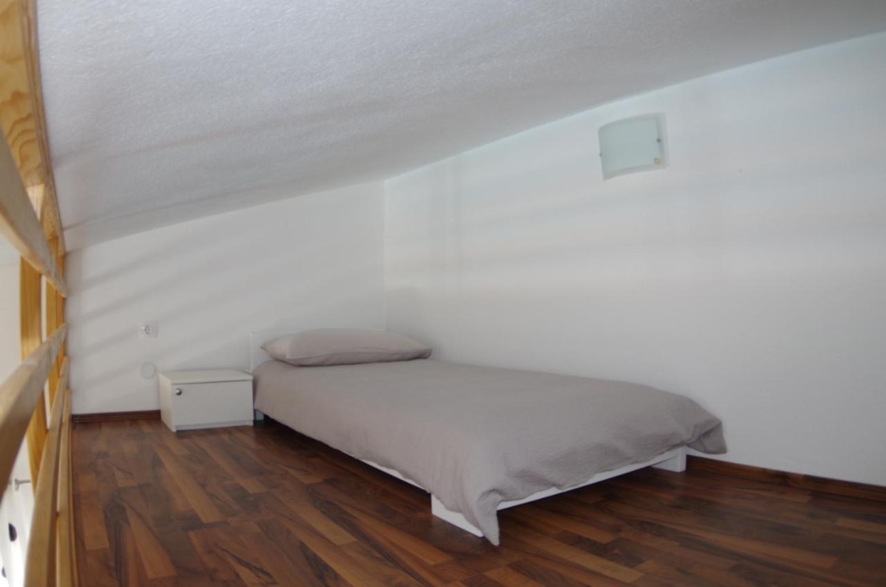 Holiday Apartments In House Sanja Rakalj Екстериор снимка