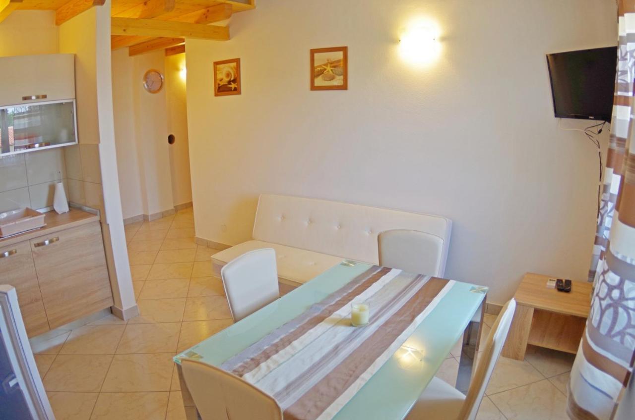 Holiday Apartments In House Sanja Rakalj Екстериор снимка