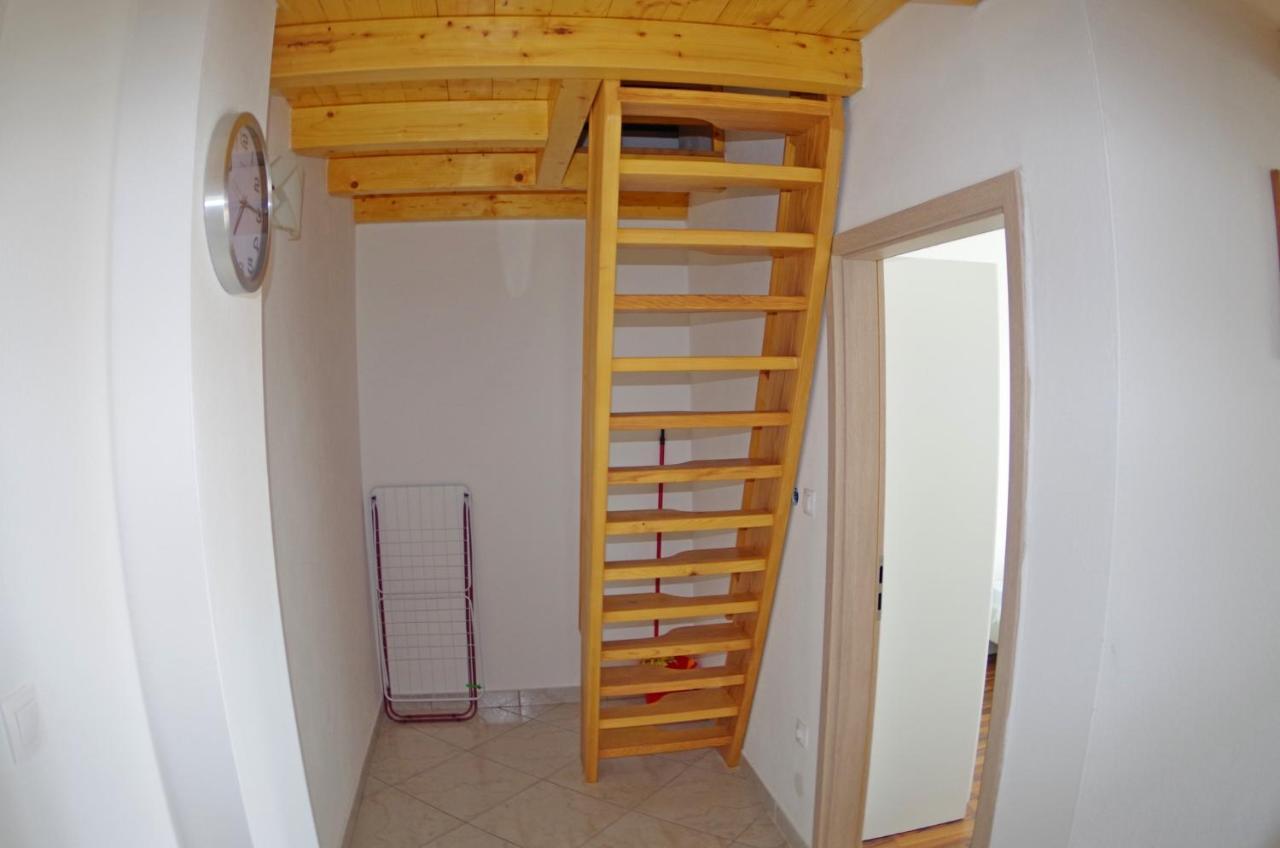 Holiday Apartments In House Sanja Rakalj Екстериор снимка