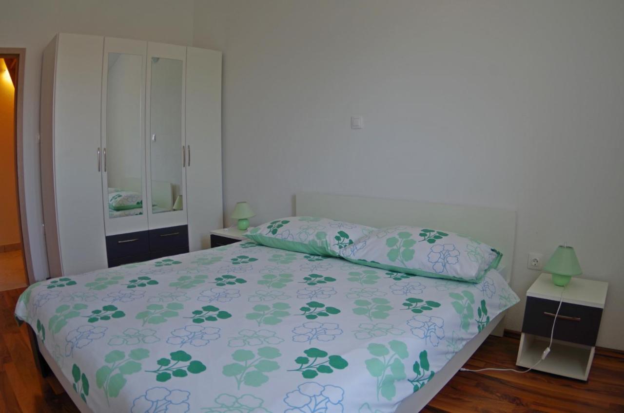Holiday Apartments In House Sanja Rakalj Екстериор снимка