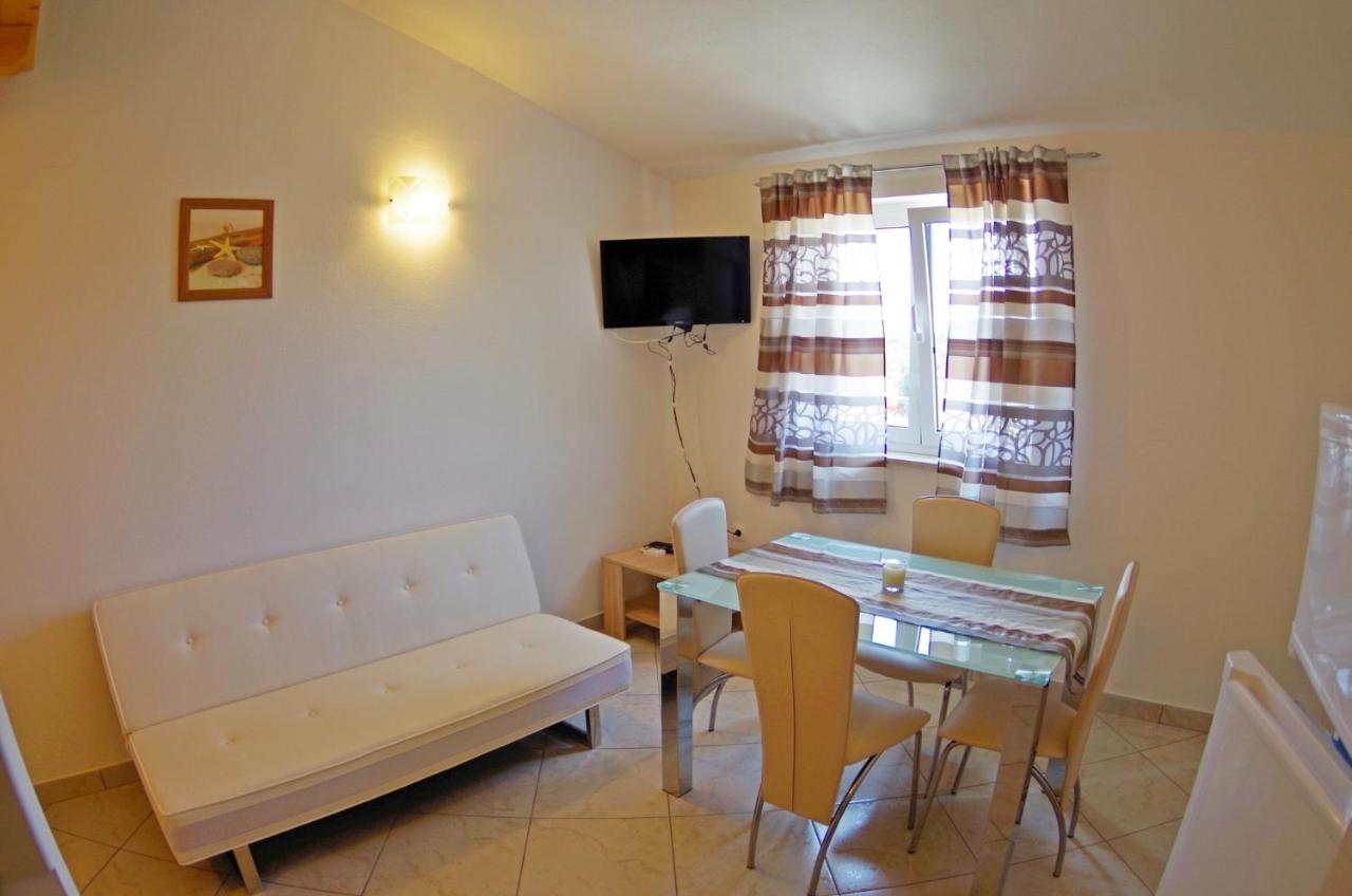 Holiday Apartments In House Sanja Rakalj Екстериор снимка
