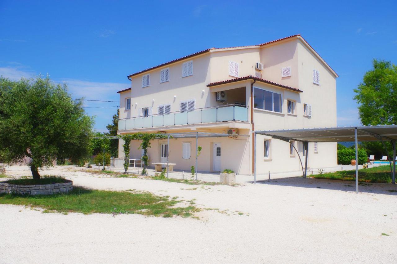 Holiday Apartments In House Sanja Rakalj Екстериор снимка