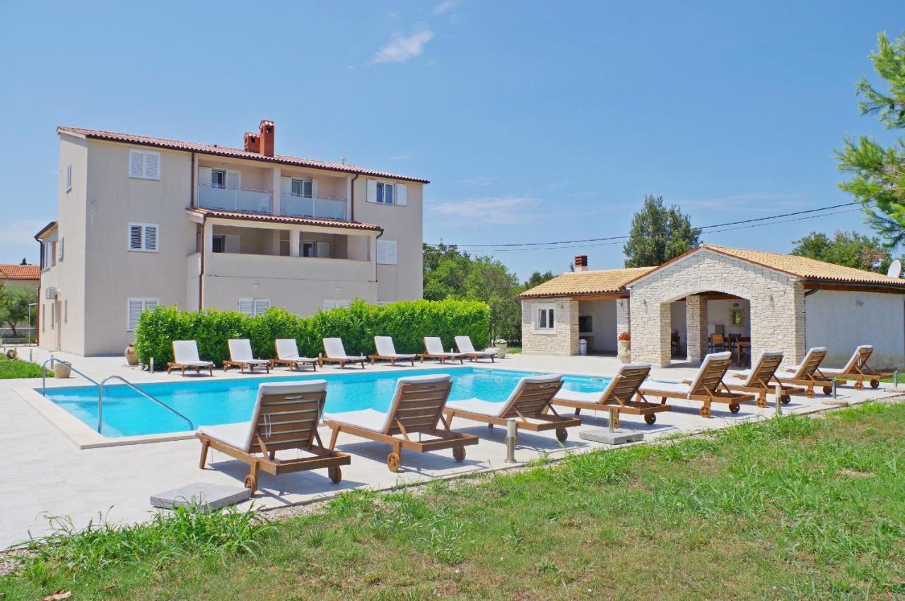 Holiday Apartments In House Sanja Rakalj Екстериор снимка