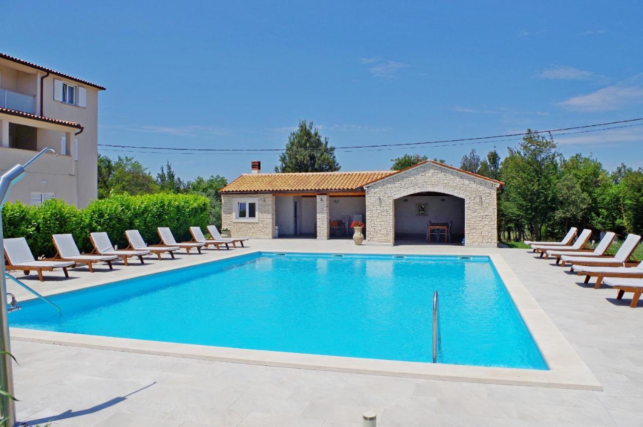 Holiday Apartments In House Sanja Rakalj Екстериор снимка